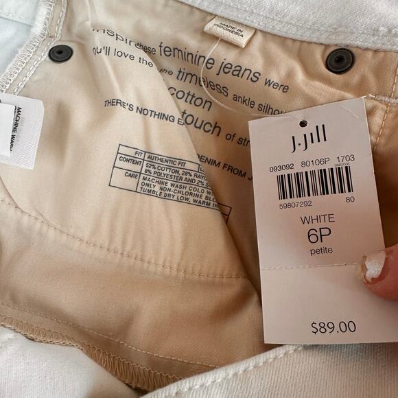 J. Jill White Authentic Fit Slim Ankle Jeans New with tags Size 6 Petite - Picture 2 of 7